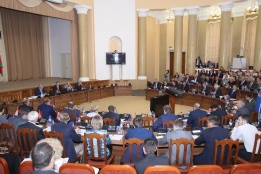 Председатель Контрольно-счетной палаты Липецкой области В.И. Бербенец 18 октября 2018 года принял участие в очередной девятнадцатой сессии областного Совета депутатов VI созыва